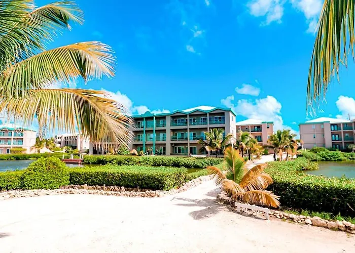 17 At Mara Laguna San Pedro (Ambergris Caye)